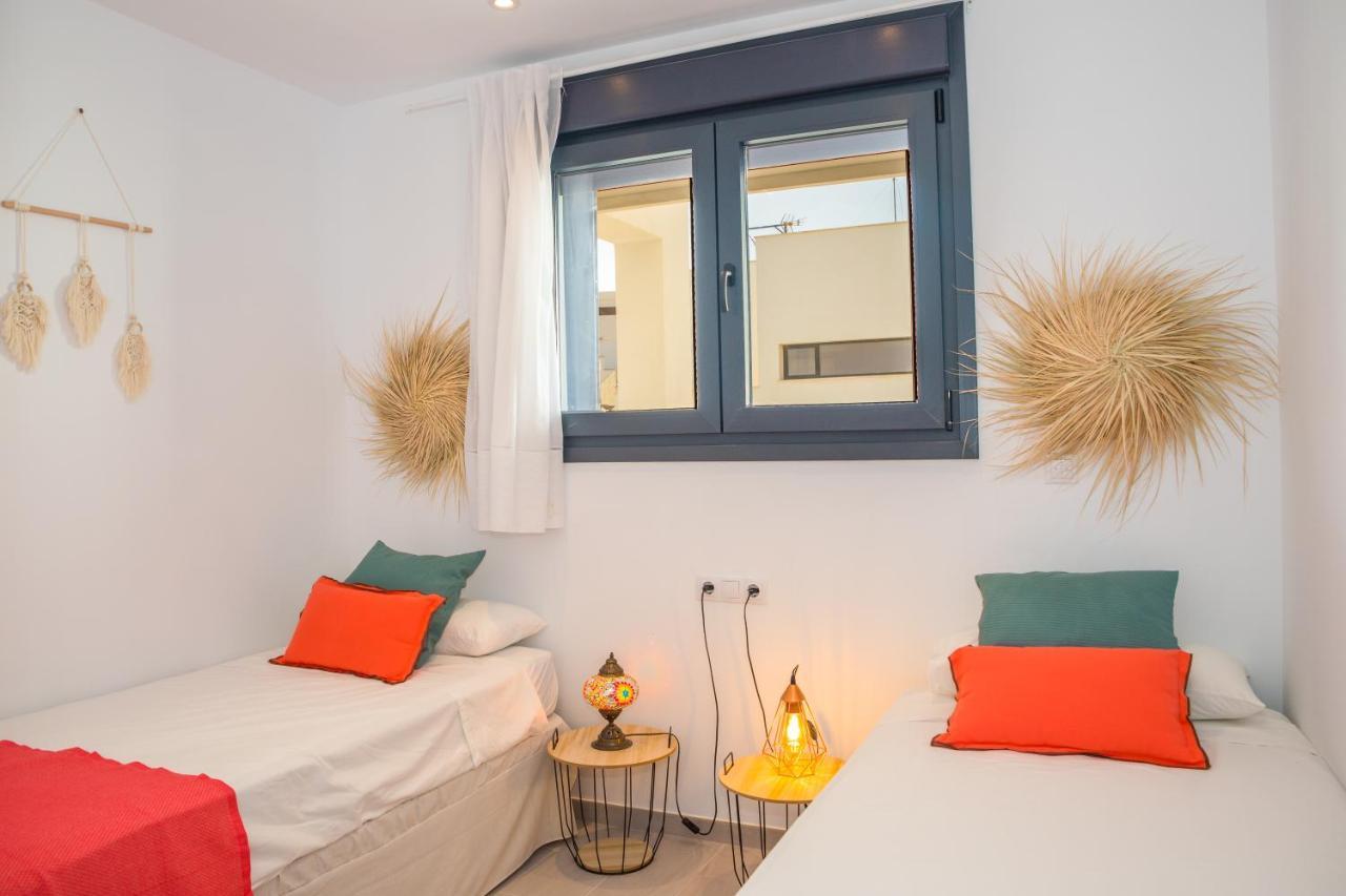 Ferienwohnung Casa Turquesa - Garaje Y Terraza Tarifa Exterior foto